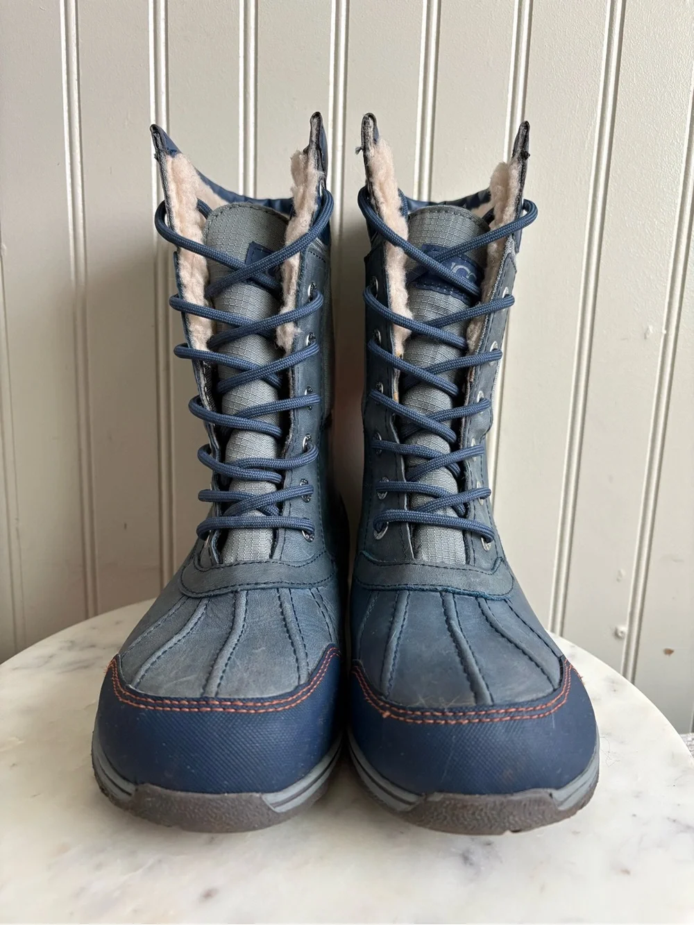UGG Butte II Waterproof Leather Winter Boots Youth Boys 4 Blue Snow Outdoors EUC